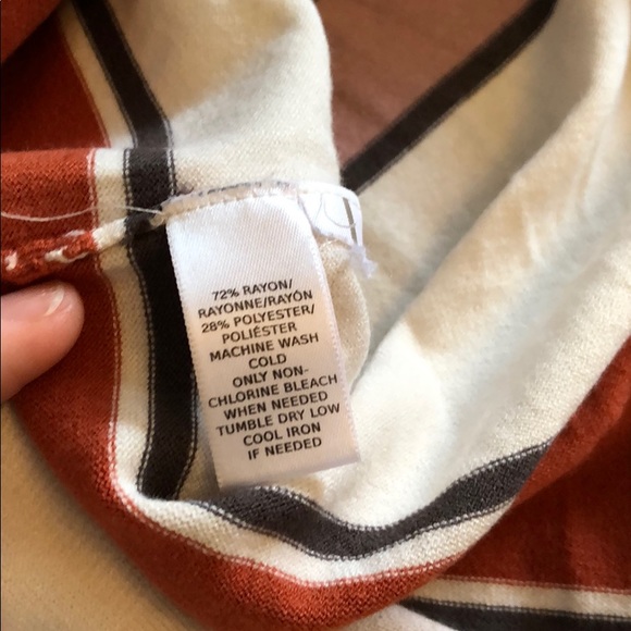 $OLD Cropped Loft striped sweater top MUST GO ASAP - Picture 3 of 4